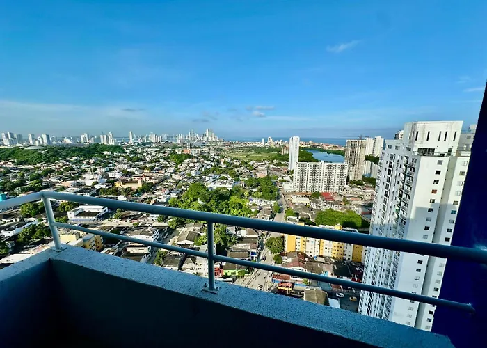 Hermosa Vista Desde El Piso 31 Cerca A Marbella