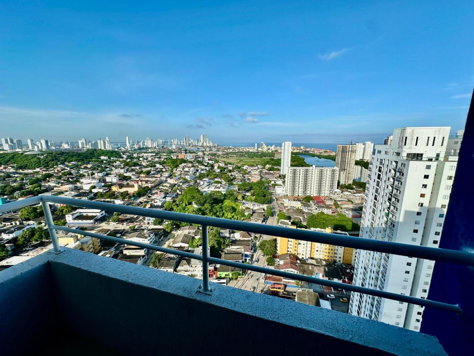 Hermosa Vista Desde El Piso 31 Cerca A Marbella Apartment Cartagena
